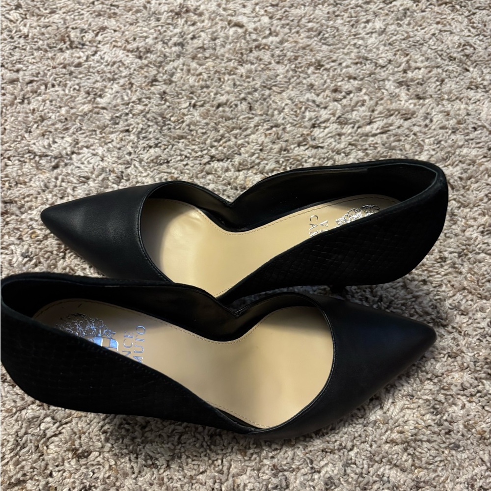 Vince Camuto Black Pointed-Toe D'Orsay Pumps